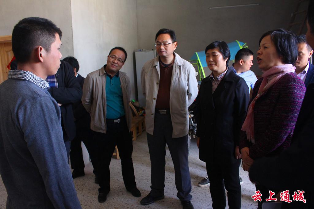 汪凡非来我县调研精准扶贫和高标准农田建设工作