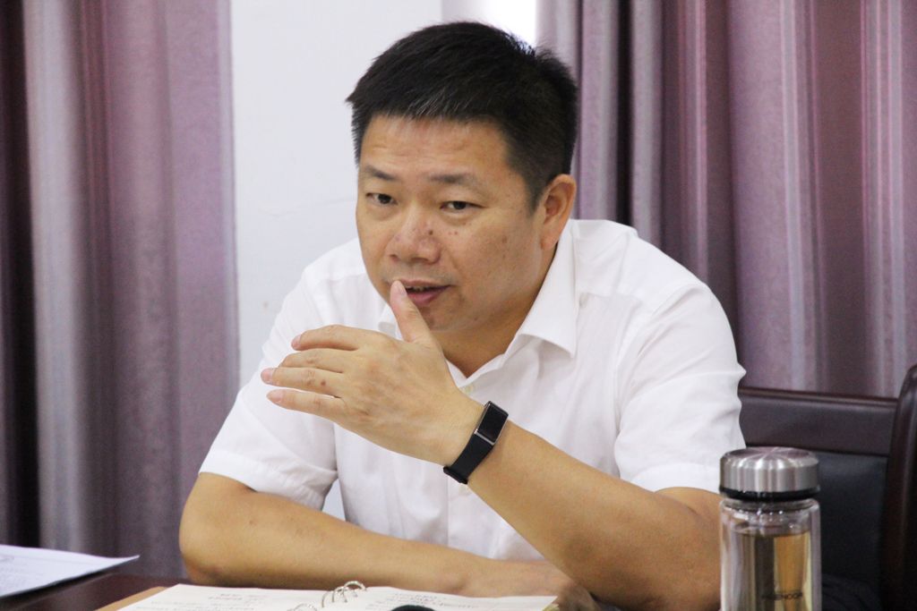 云上通城讯 记者皮江星,罗玲报道:8月29日,通城县召开精准扶贫"双月"