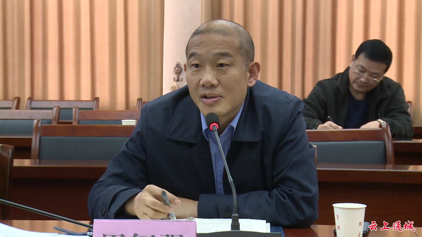 县委常委,政法委书记,公安局长田红强要求,双方要尽快启动规划条件