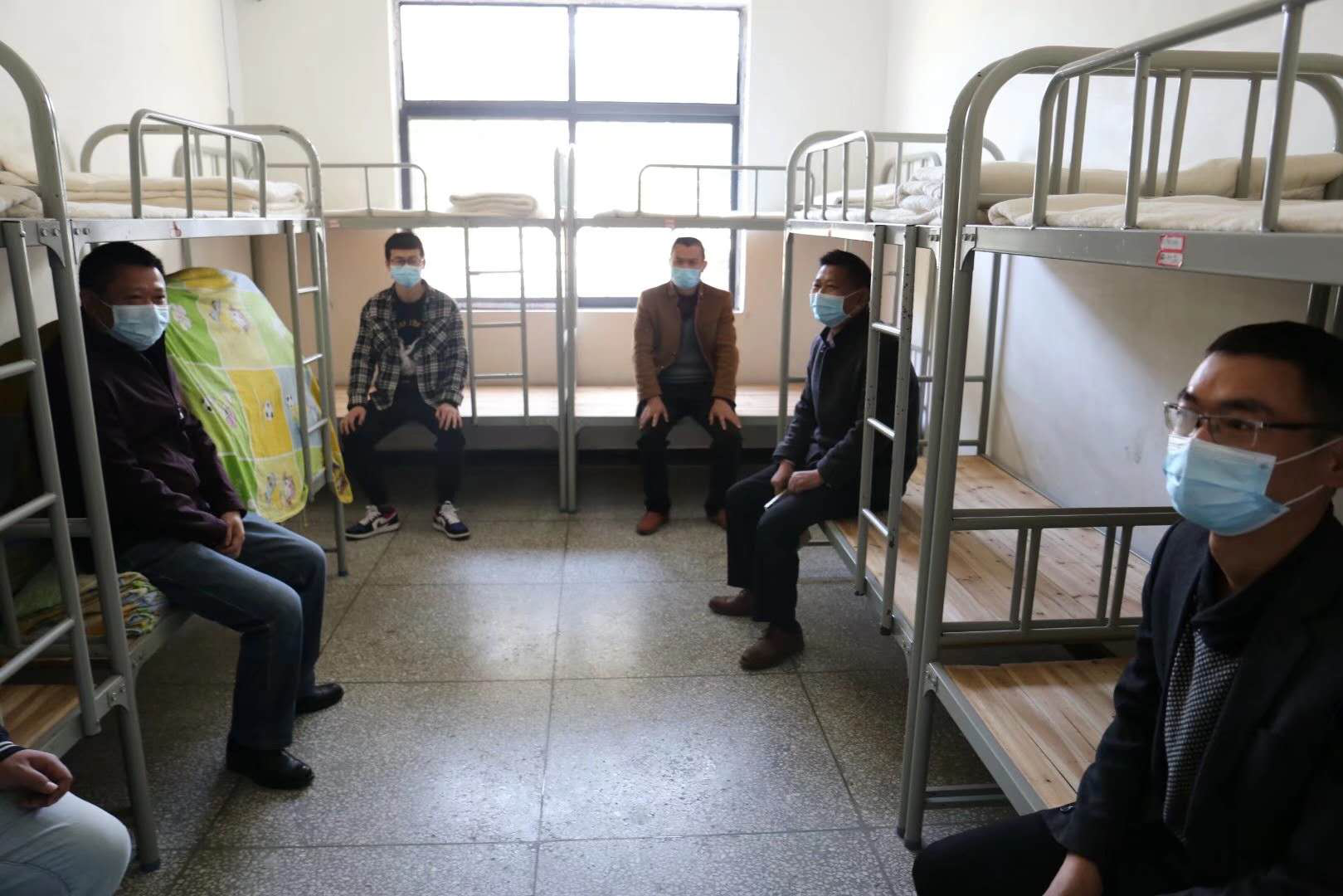 通城隽水小学:疫情防控模拟演练迎复学保安全