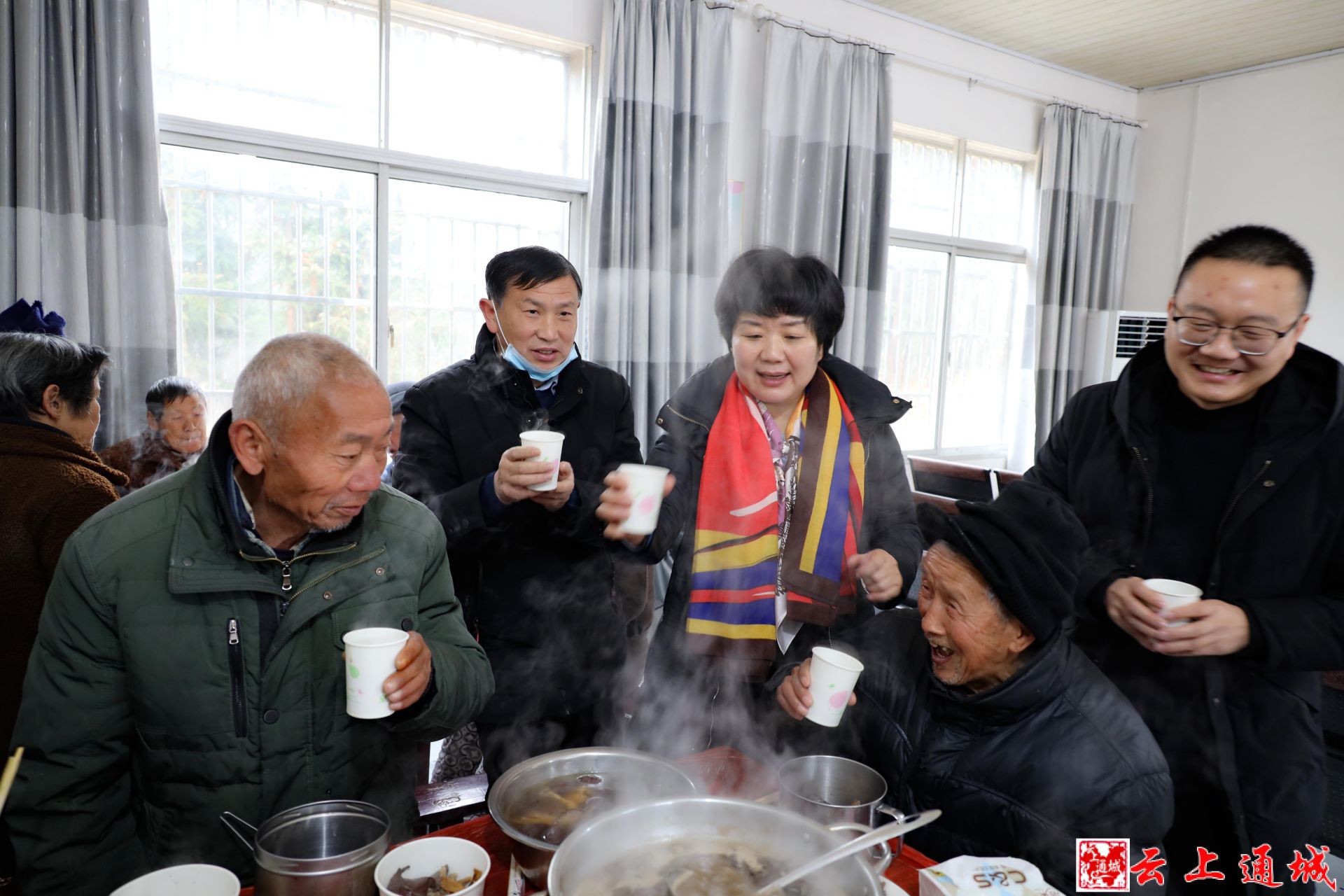 通城县委书记熊传经图片