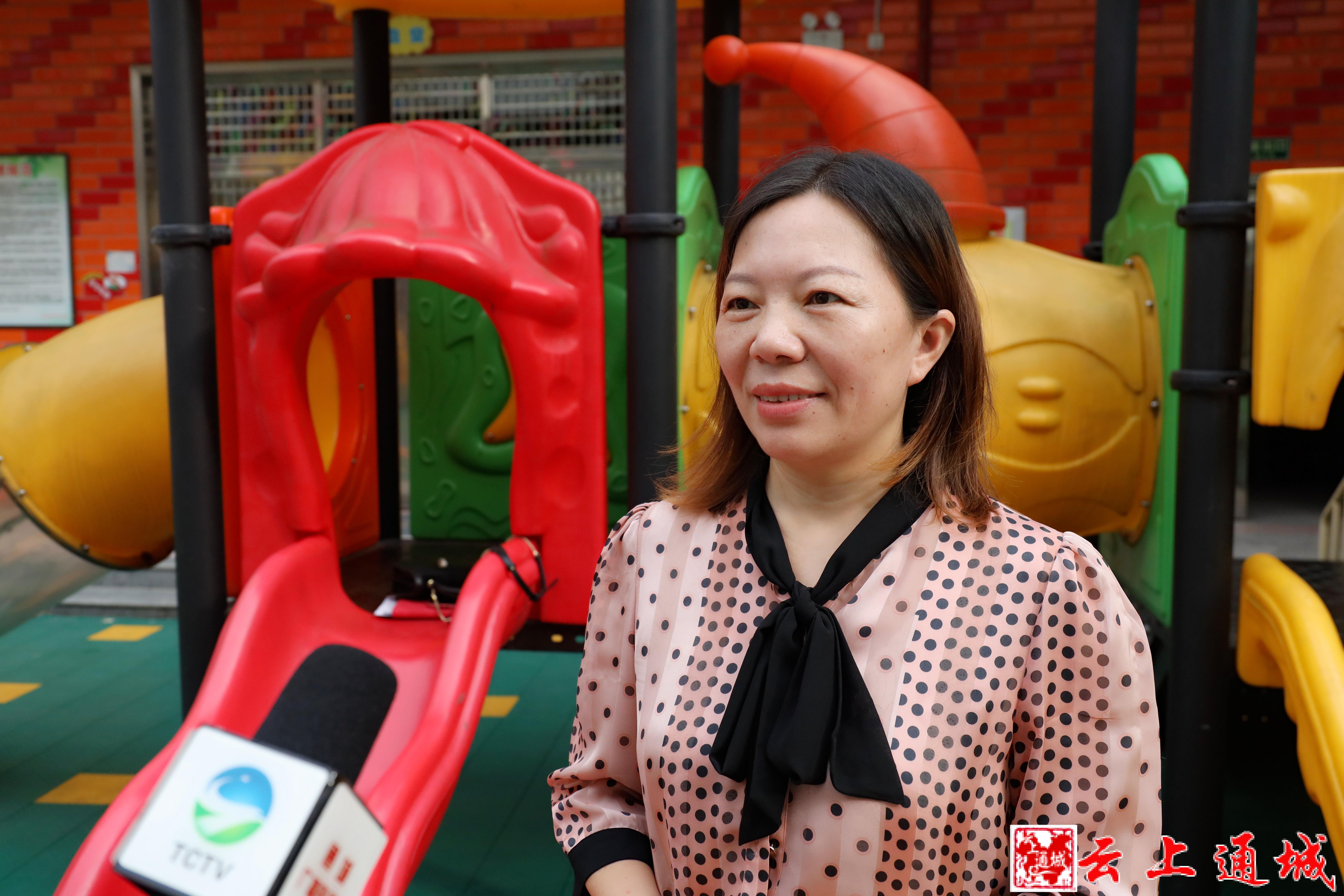 实验幼儿园园长 袁慧君:宋丽老师是一名业务能力非常过硬的教师,平常