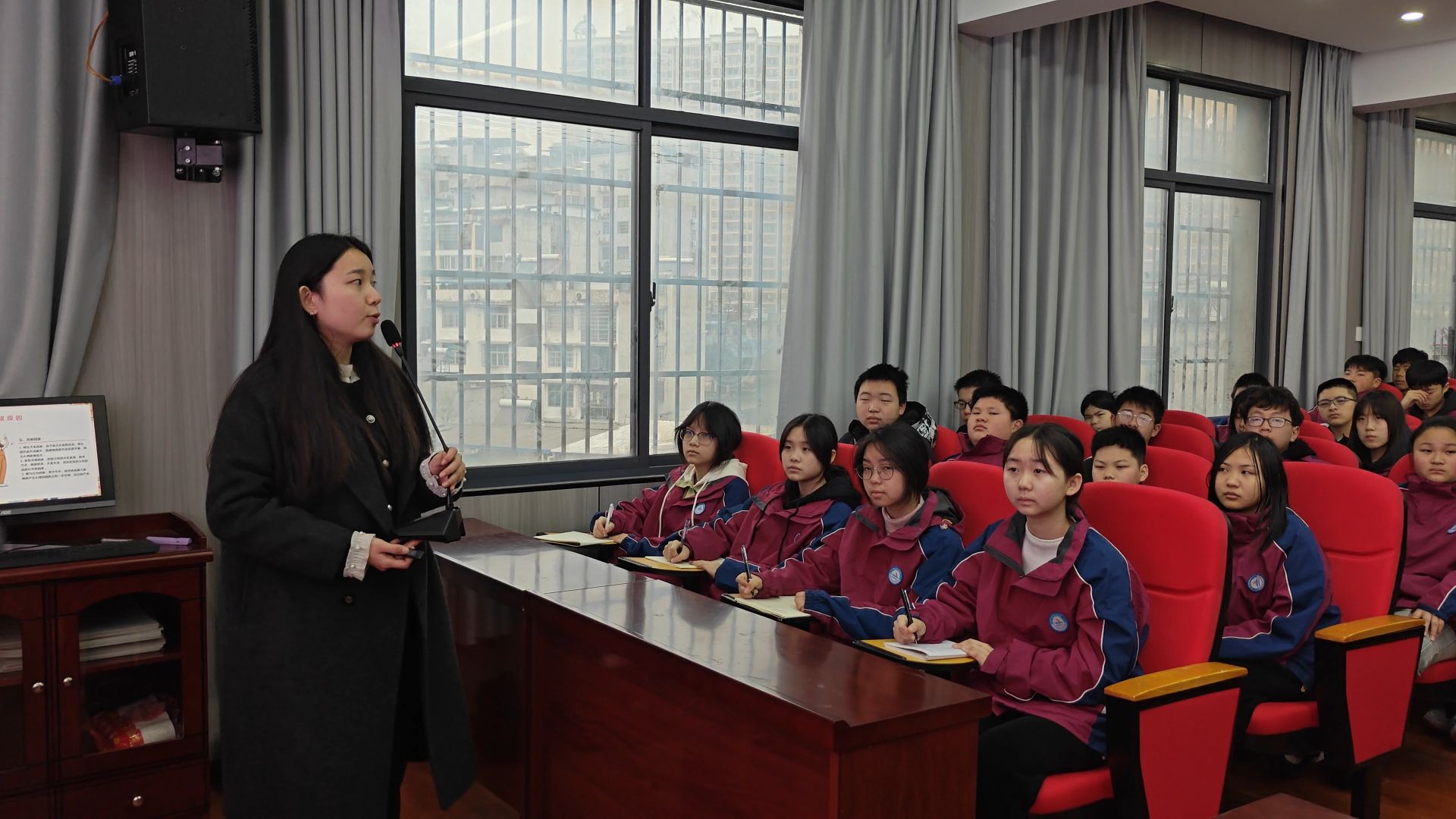 崇阳县桃溪中学"开学第一课":从"心"出发  全新启航