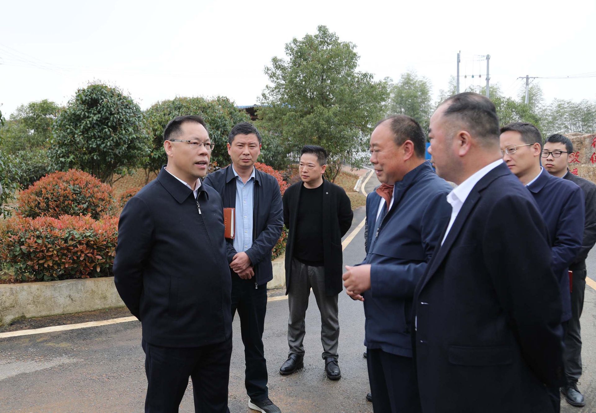 郑俊华到白霓镇调研农业企业,春耕备耕,共同缔造工作_云上崇阳