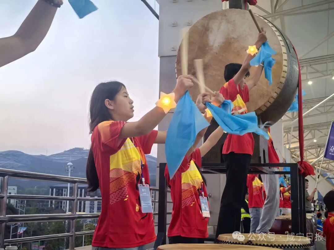 cb1f1aa05e4d55f0fa4fe4421c2209f4.jpg 图片