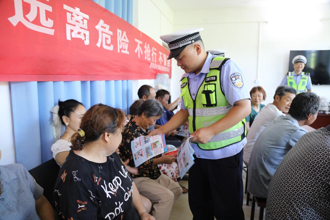 正在上传...