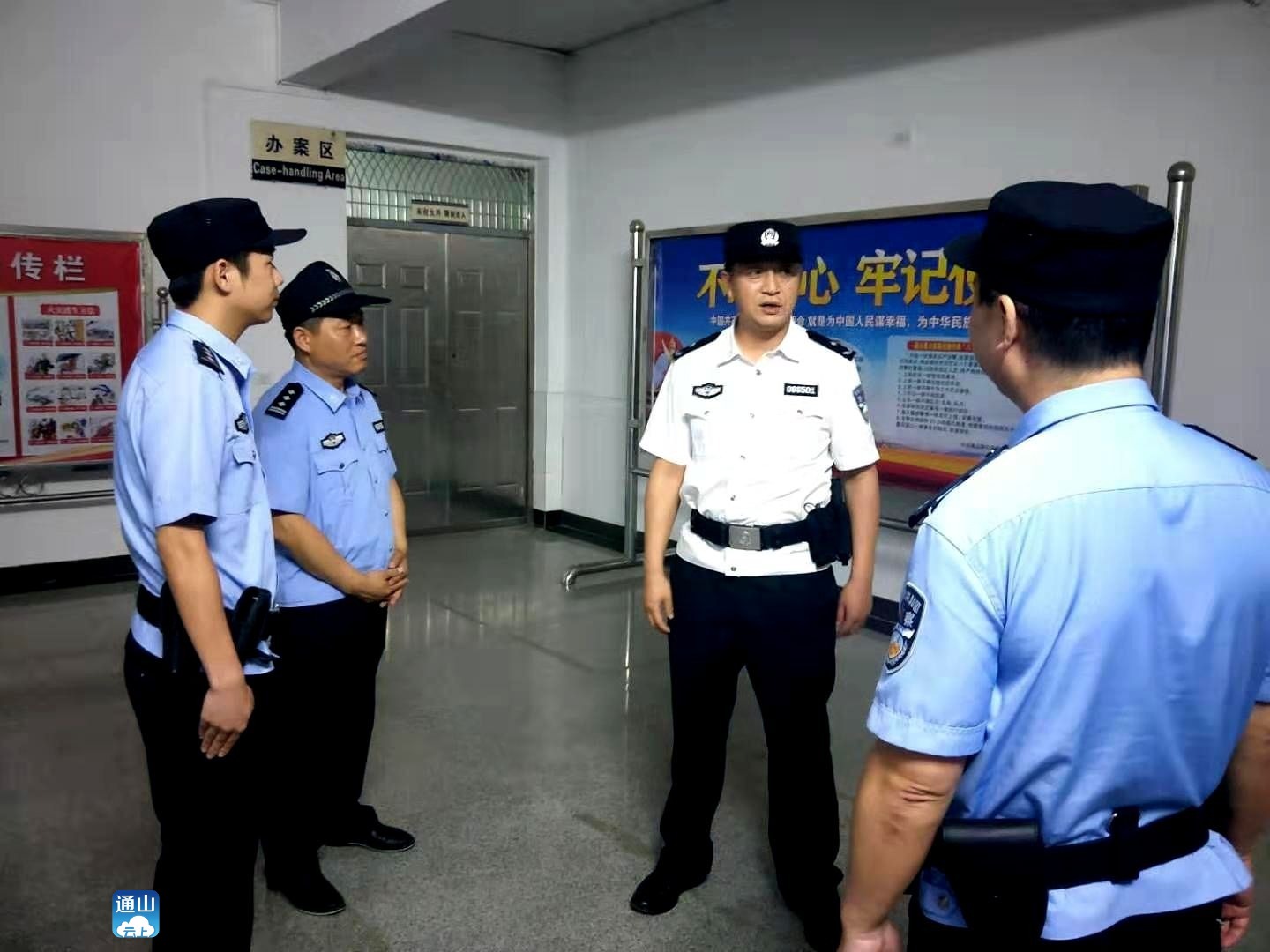 肖天树同志突访通山检查督导安保维稳工作