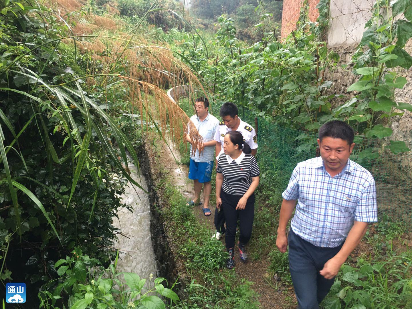 云上通山报道(通讯员 徐燕红)杨芳林乡是通山县城区饮用水源保护区