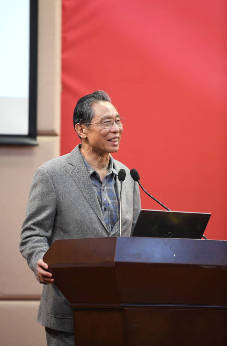 中疾控回应钟南山张文宏发声