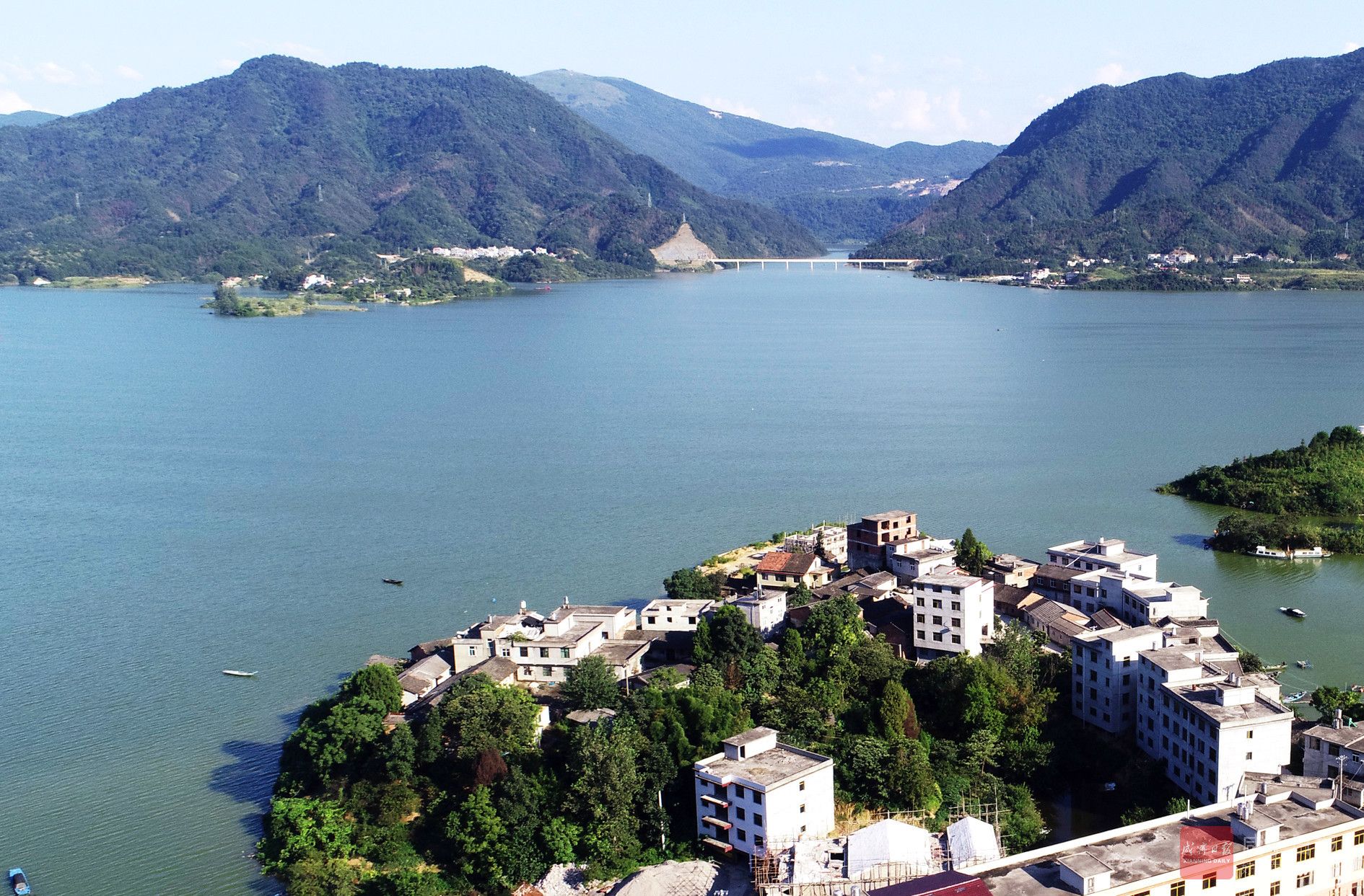 通山之美群山怀中蓝宝石别名鄂南小漓江