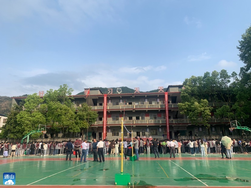 南林中学两名学子考取鄂南实验班