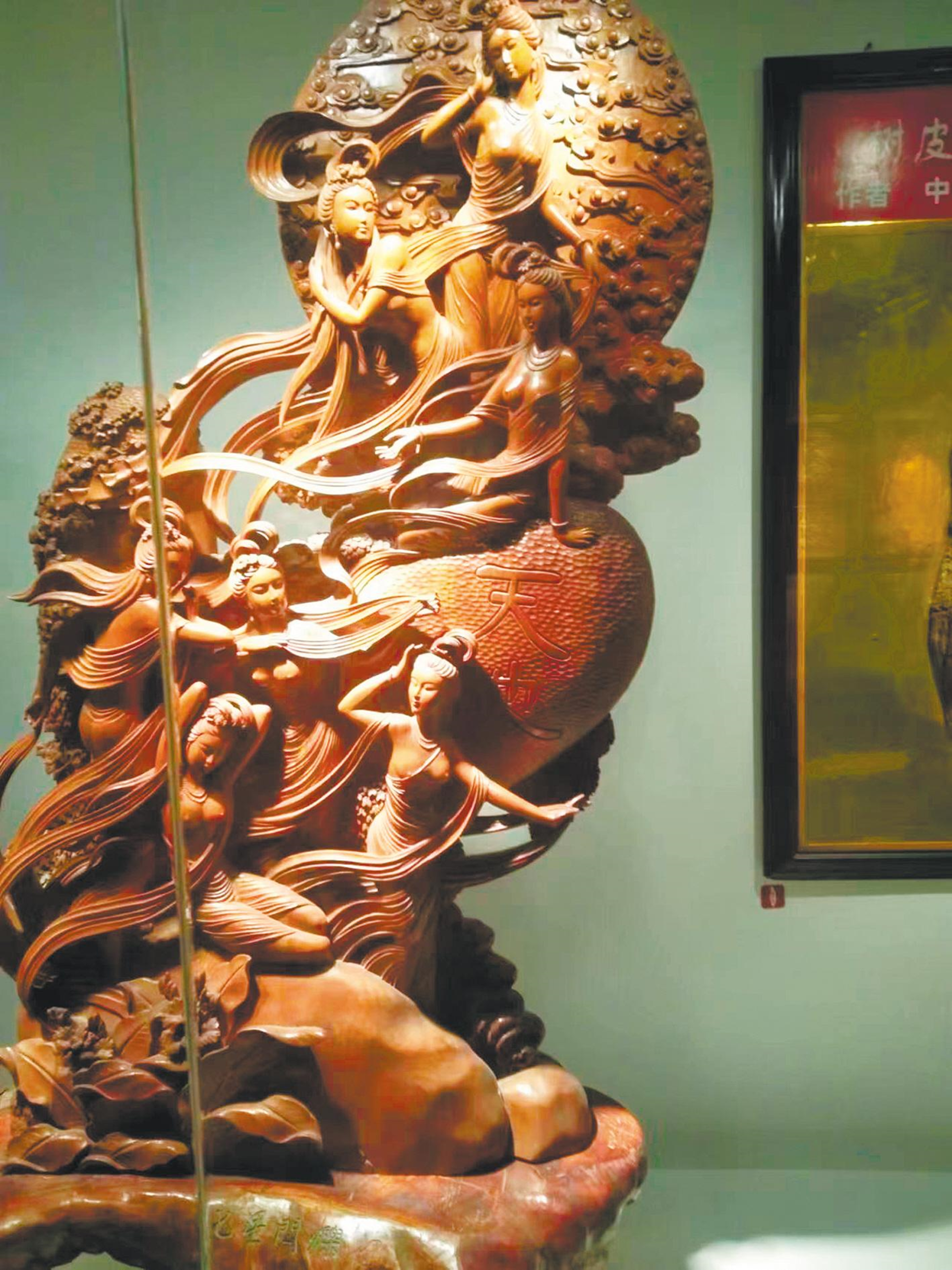 奋进新征程建功新时代丨基层人物九宫山下木雕熊记国家级非遗传承人熊