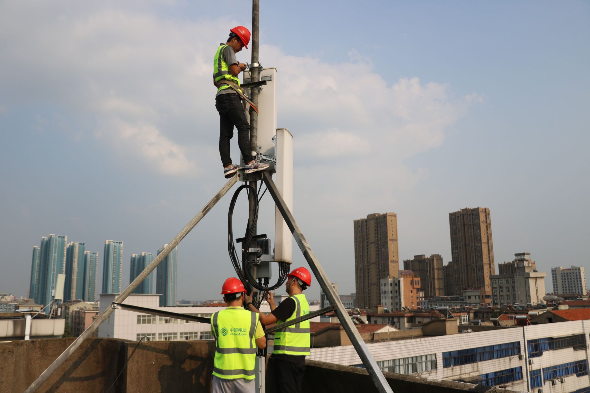 手机信号全覆盖,应城人享受"满格幸福"