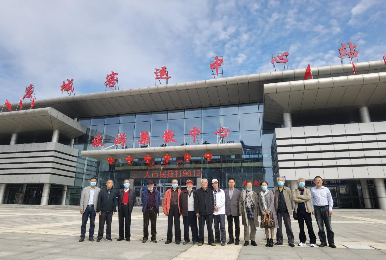 应城老交通运输人喜看发展新变化