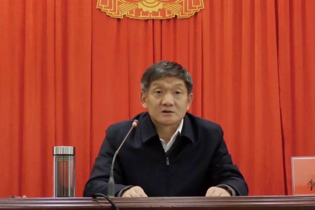 安陆市委书记李先乔出席培训动员会议并讲话,市人大常委会主任徐小林