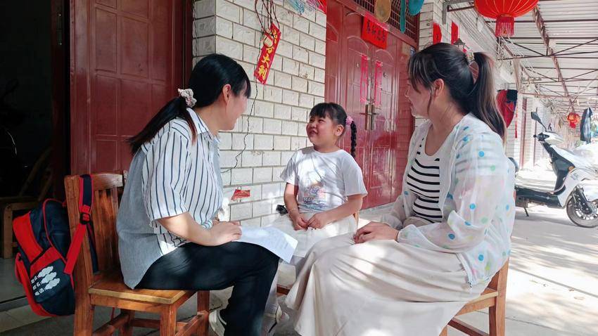 安陆市南城各校园开展防溺水安全教育.doc