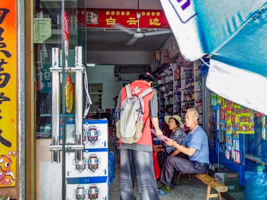 安陆市王义贞镇开展“抵制高额彩礼  倡导文明婚俗”宣传活动.docx
