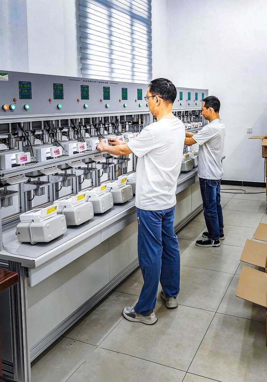 安陆市公共检验检测中心开展世界计量日宣传活动.doc