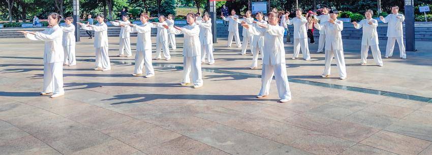 安陆市府城街道北正社区：全民健身活动如火如荼.docx