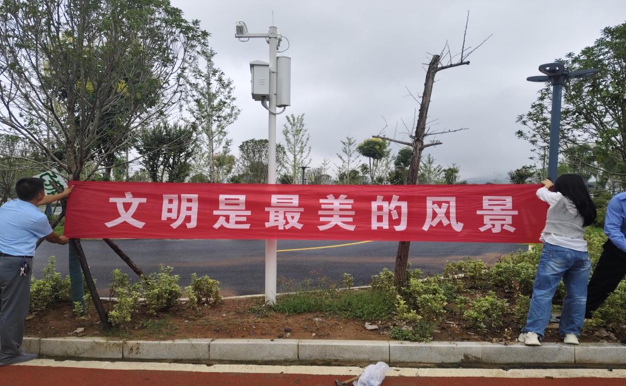 1f5aece7ad2934e9355b93e0b6a69162