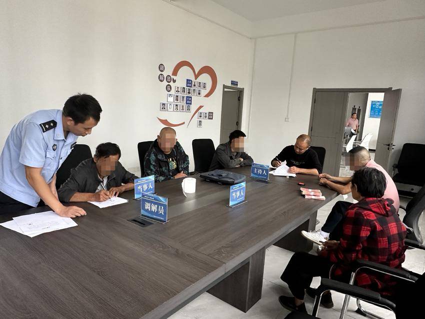 安陆：创新“三个一”治理模式 探索高效解纷新路径.doc