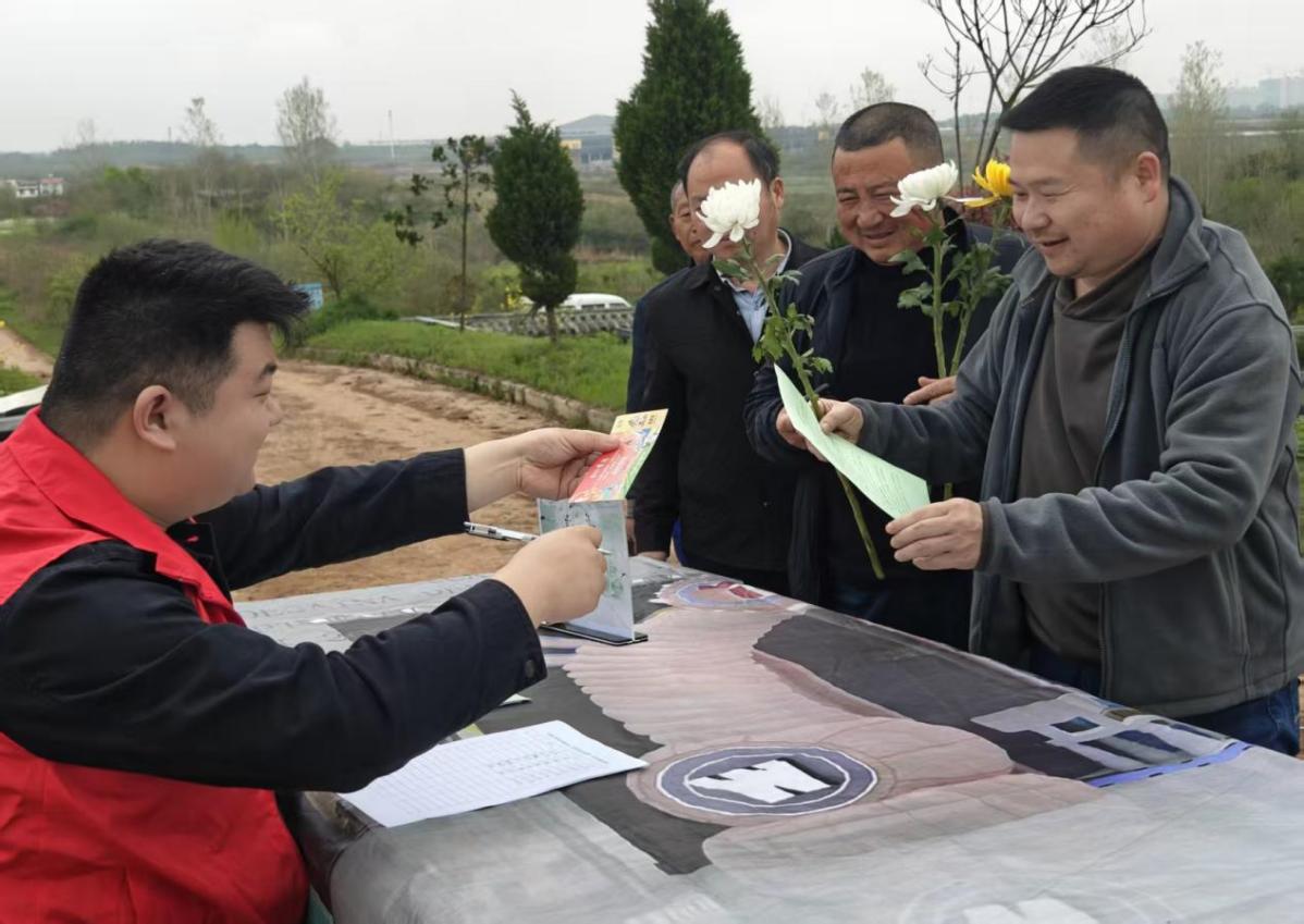 f0e7e498593287702d6d0ba0db024584