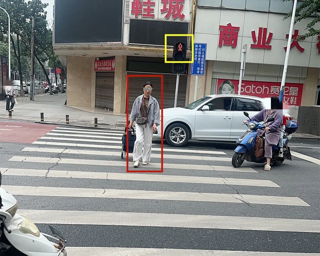 4、王仲霞,5月14日,422225196109100060商业大楼路口_副本.jpg