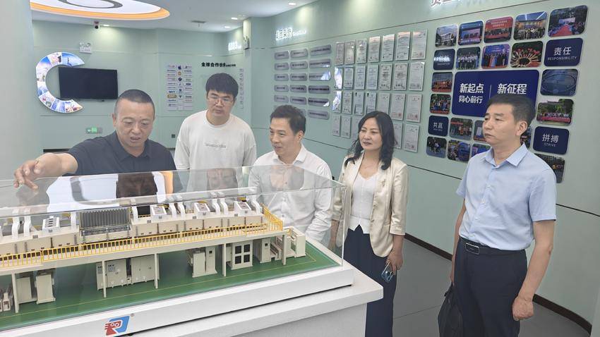 安陆市召开民营企业建立完善中国特色现代企业制度推进会.doc