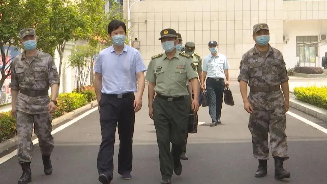 孝感军分区联合检查考评组到汉川市检查验收民兵组织整顿暨深化民兵