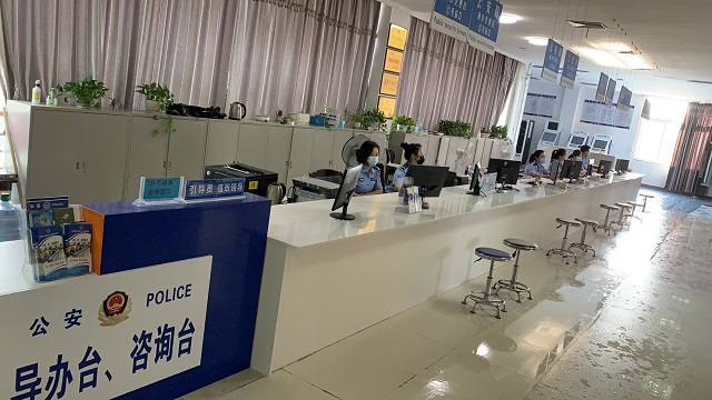 公安局更高效更便民汉川政务服务大厅公安窗口面貌一新