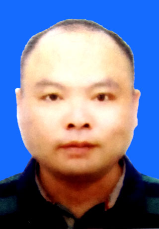 市房地产交易管理办公室主任龙建华