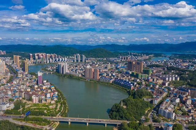 美图俯瞰赤壁魅力小城