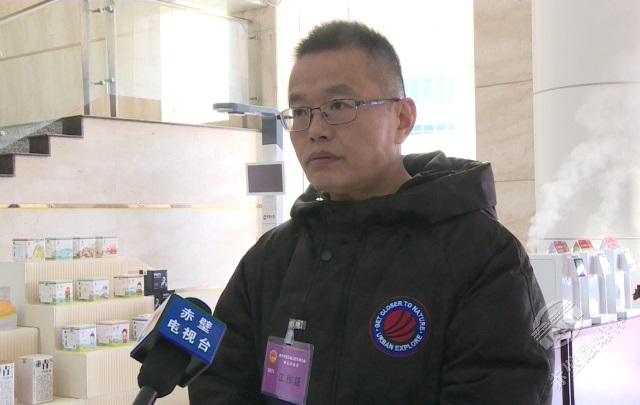 咸宁市五届人大五次会议咸安代表团代表朱大浩说:"