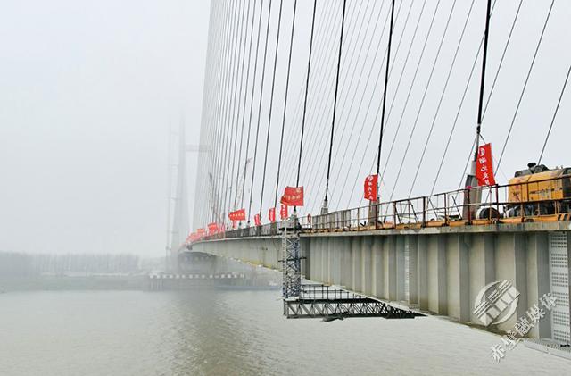 赤壁长江公路大桥图片
