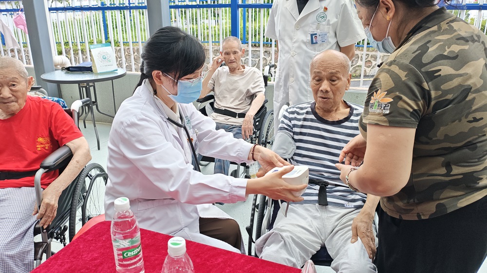 正在上传...