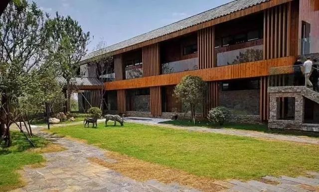 卓尔小镇带你领略诗和远方