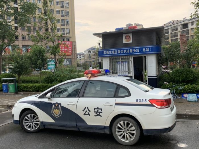 借朋友车上路被查原来是辆套牌车