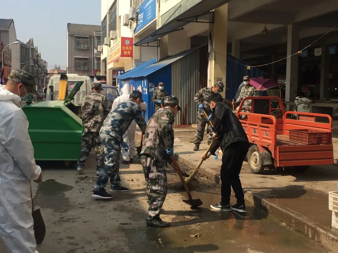 廟頭鎮當天,馬鞍鄉組織全鄉範圍內30個村,機關和部門幹部及環衛工人等