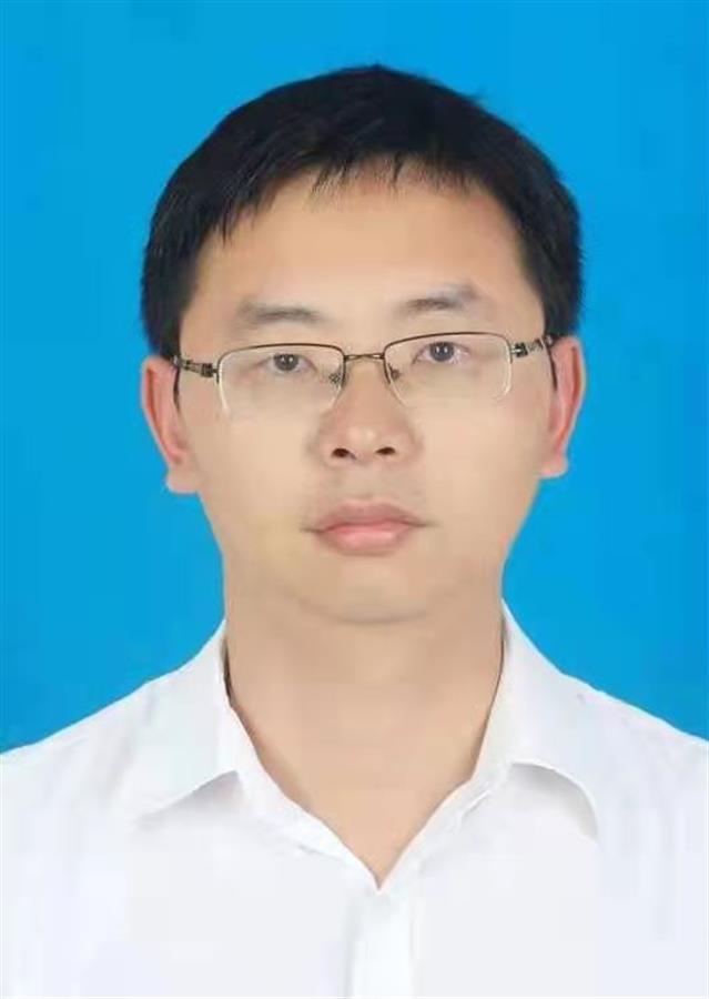 80后清华博士刘冲任文昌代市长