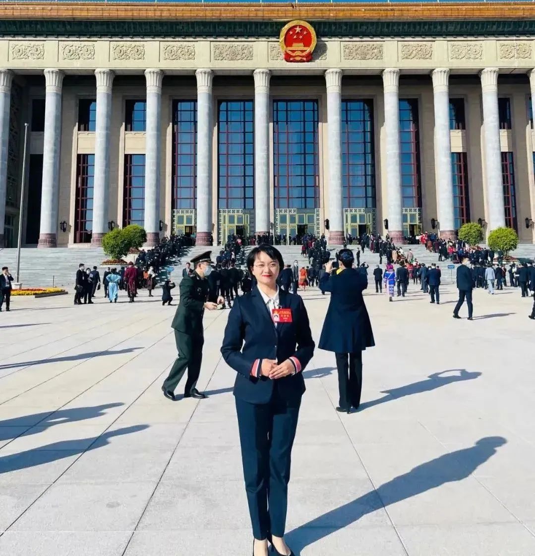 大眼睛女孩苏明娟成为党的二十大代表