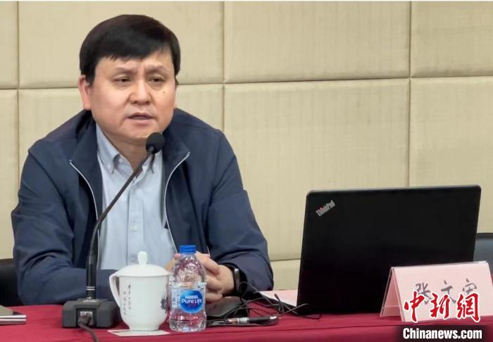 还要不要打疫苗张文宏鼓励脆弱人群继续接种