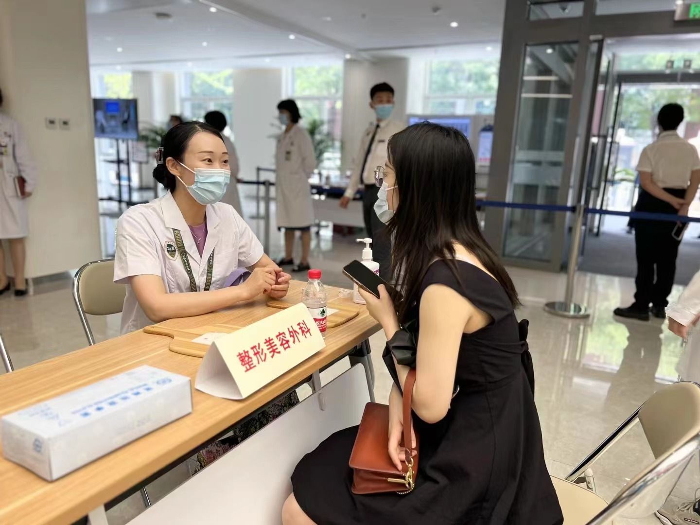 丁文蕴工作照。本人供图 丁文蕴工作照。本人供图