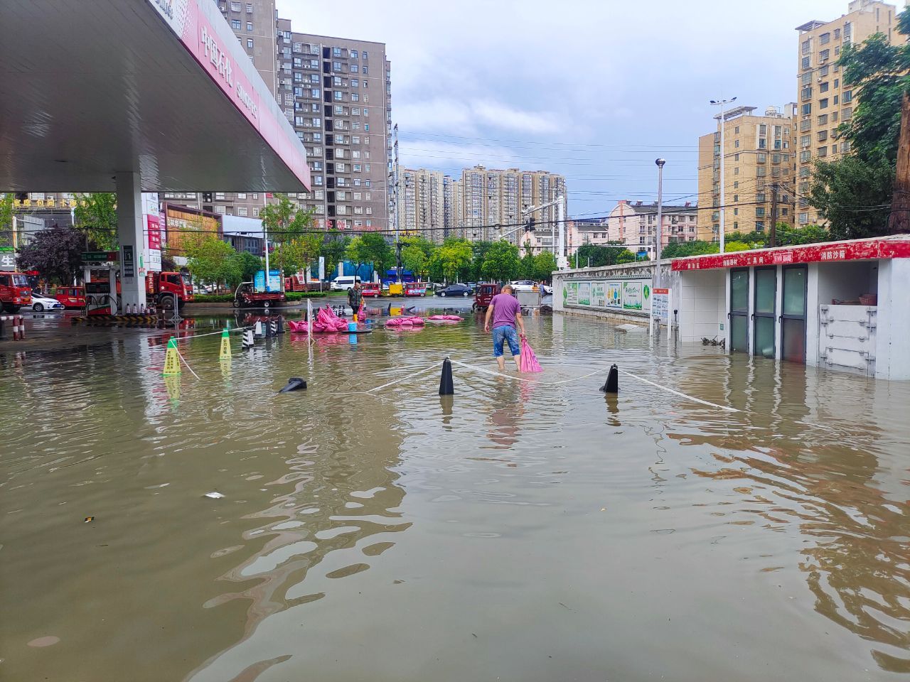 7·18子洲暴雨图片