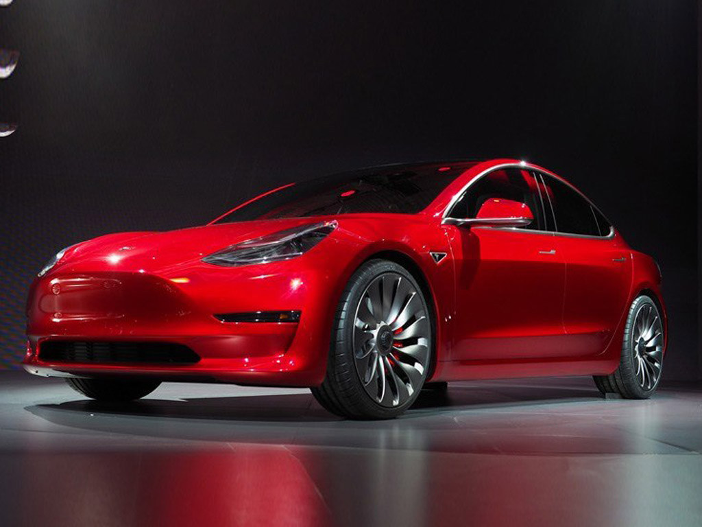 即将禁售燃油车特斯拉却要在2022年推出汽油车