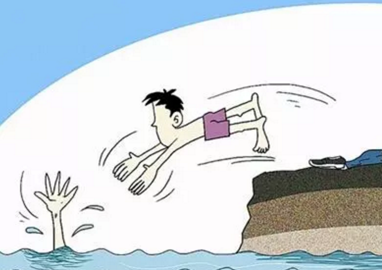 清晨小车冲进藕塘跳进冰冷水中救人的是