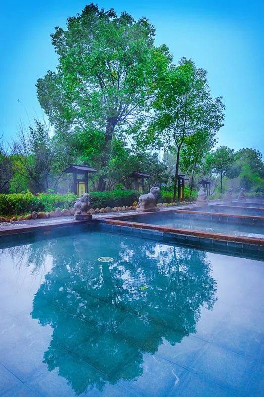 强化"六保"促增长(93)走进嘉鱼山湖温泉 来一场暖心又暖身的温泉之约