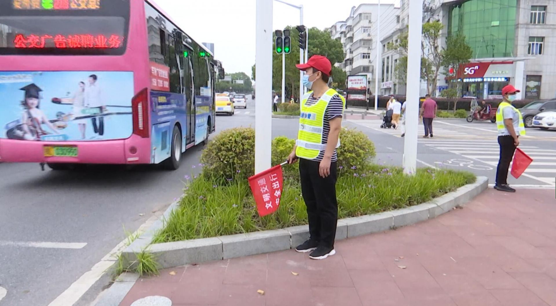 累並快樂的交通協管員文明創建進行時⑩