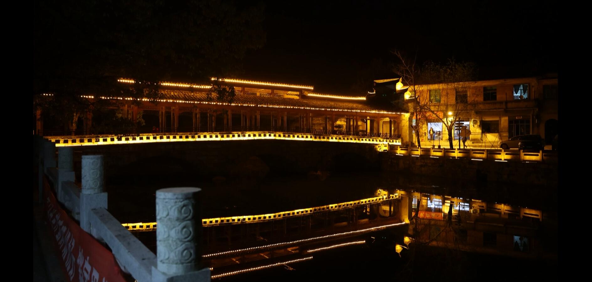 我为群众办实事汀泗桥镇点亮古镇夜景扮靓群众生活