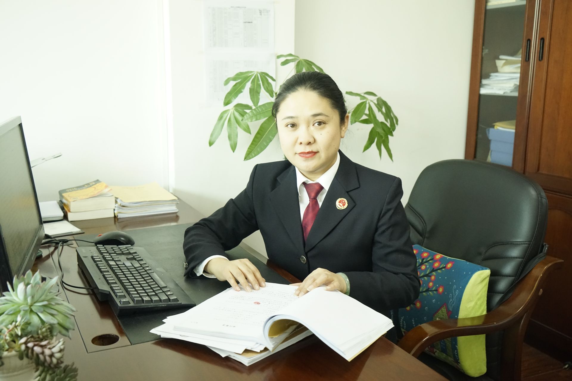 吴梅芳咸安区外国语实验小学 高级教师吴秀芬咸安区教育局科员杨映红