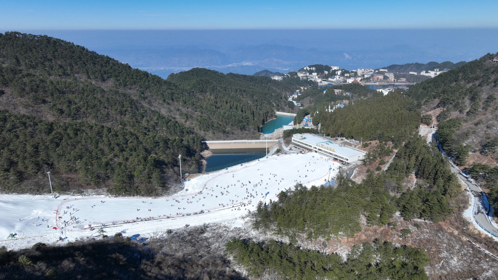 九宫山滑雪场海拔高度图片